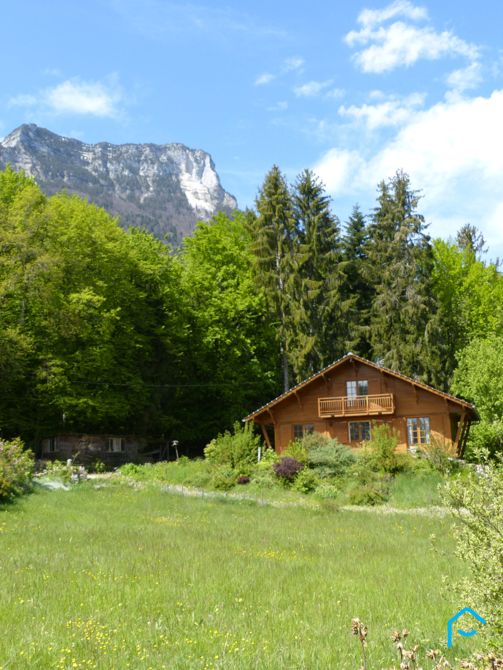 Dpt Savoie (73), à vendre CHAPAREILLAN Chambéry Grenoble Villa chalet 4 pièces de 145 m²