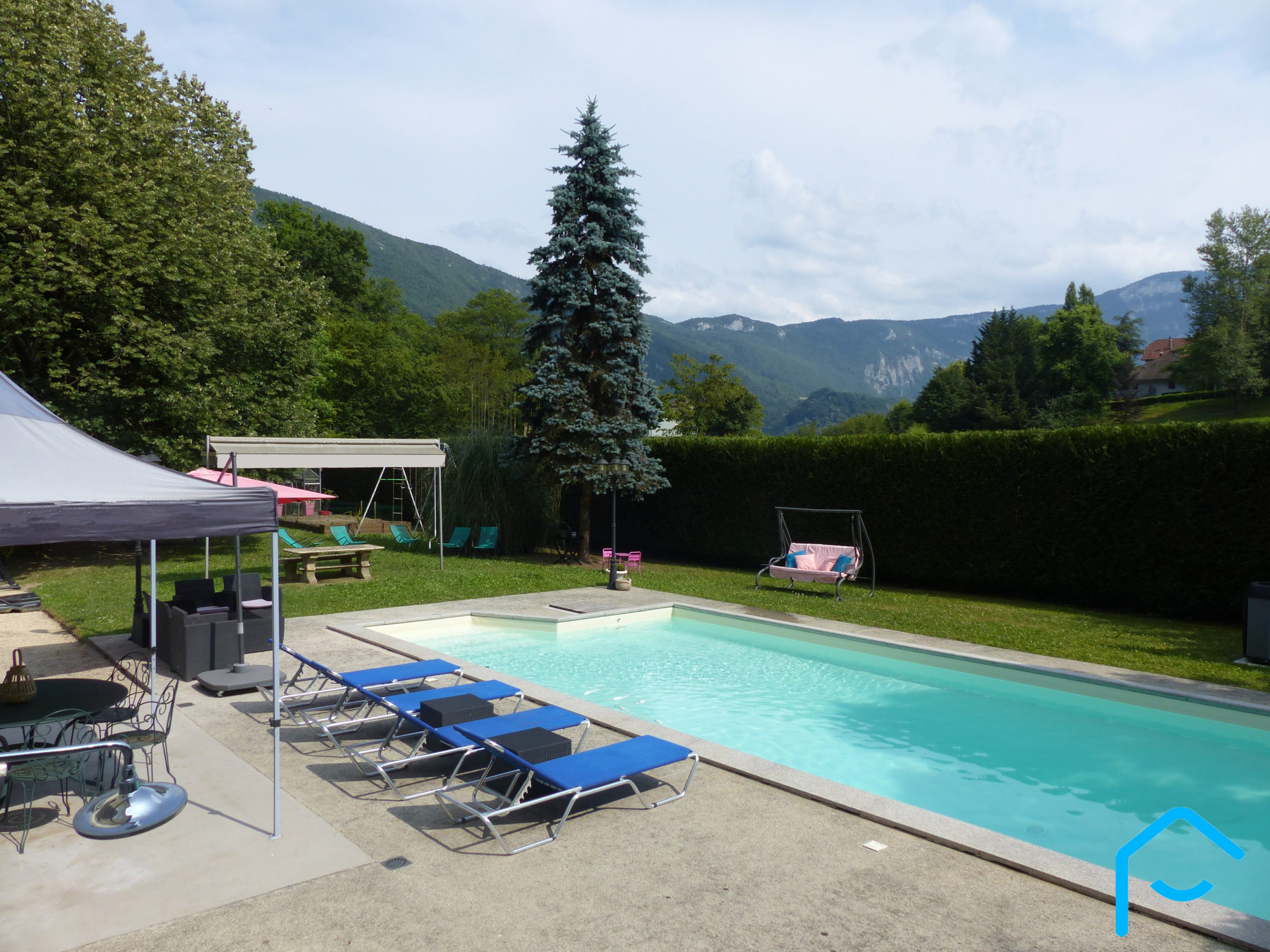 A vendre Savoie maison avec piscine terrain lac Aiguebelette vue 3
