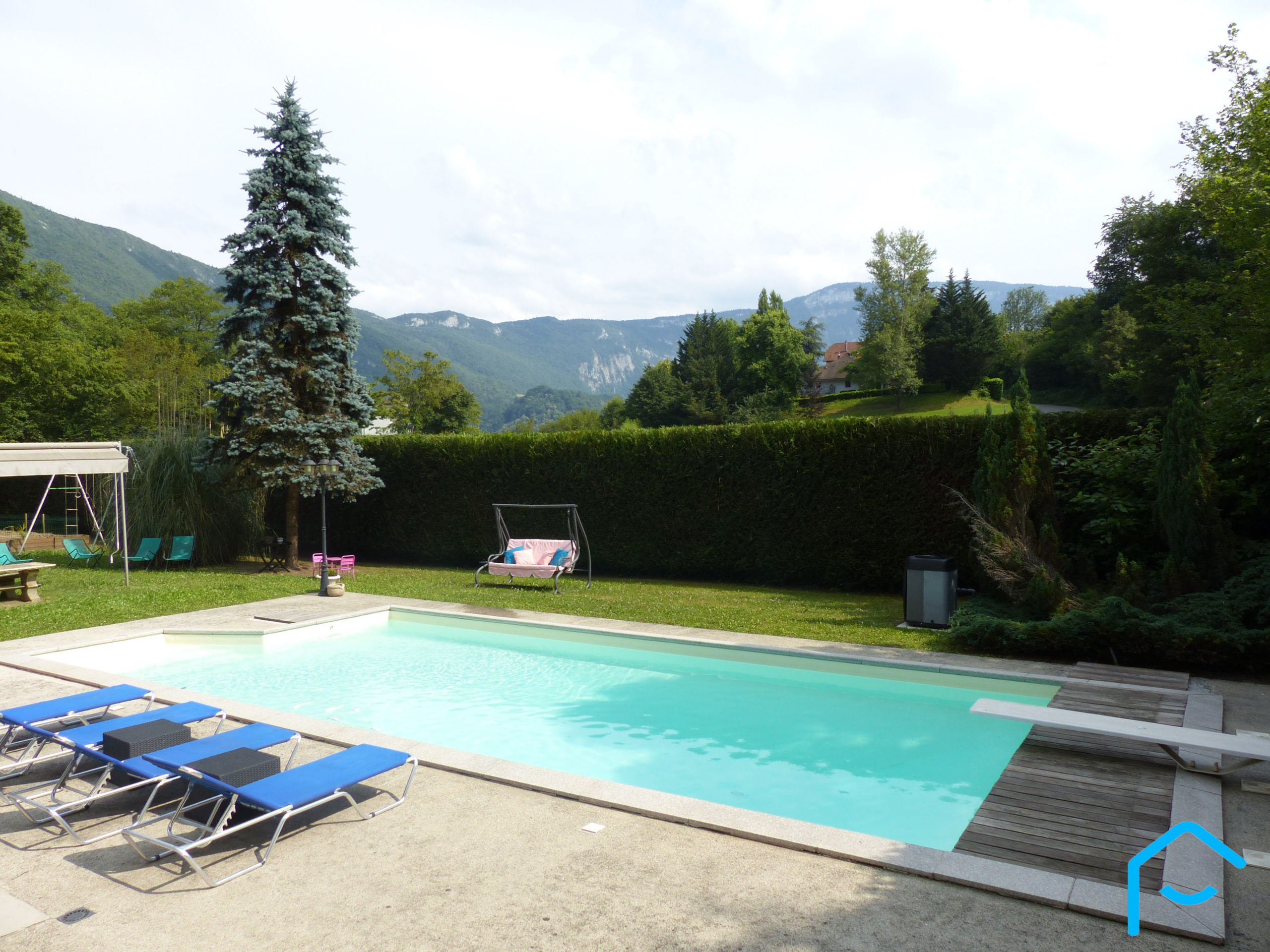 A vendre Savoie maison avec piscine terrain lac Aiguebelette vue 4