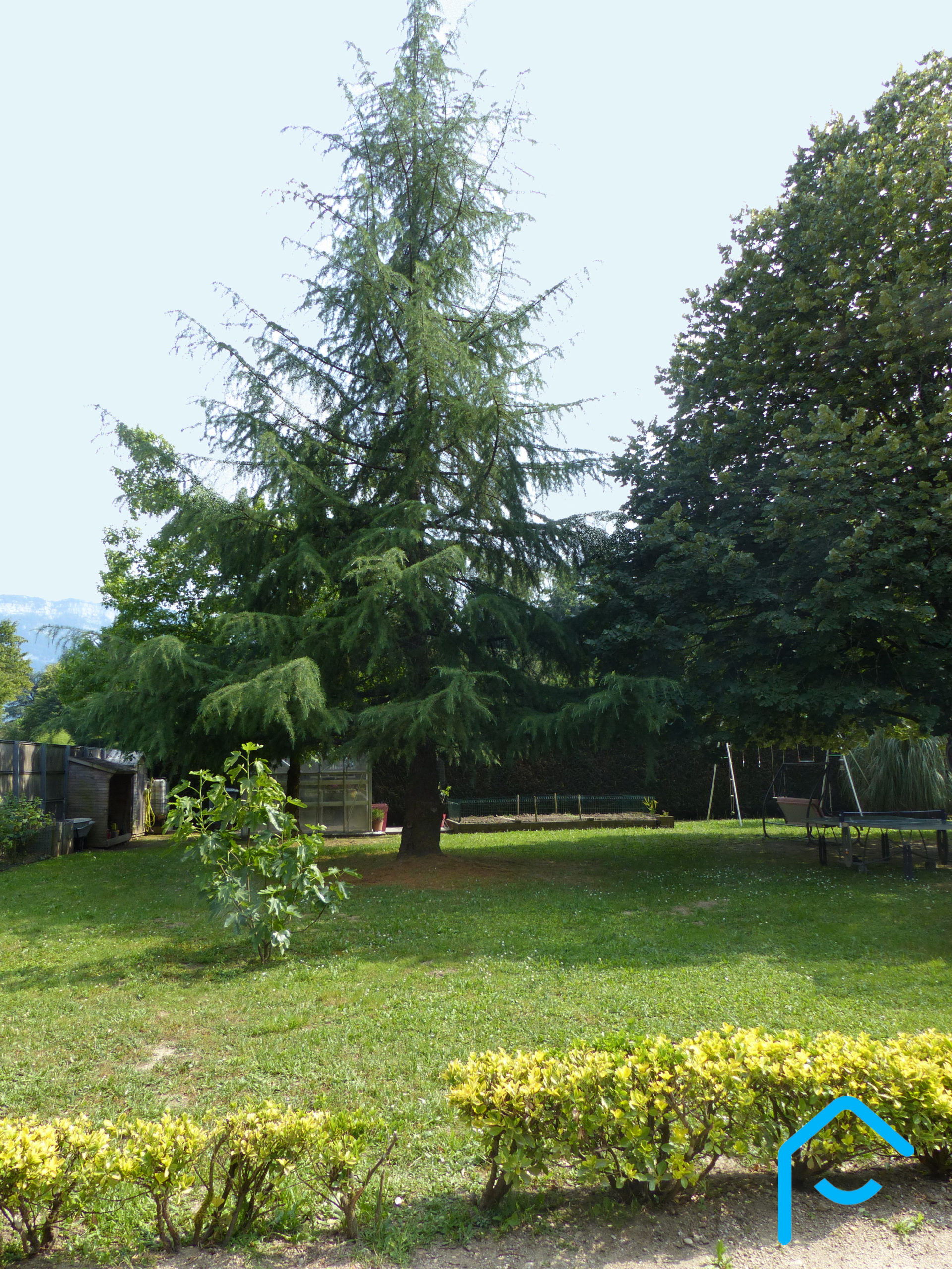 A vendre Savoie maison avec piscine terrain lac Aiguebelette vue 7