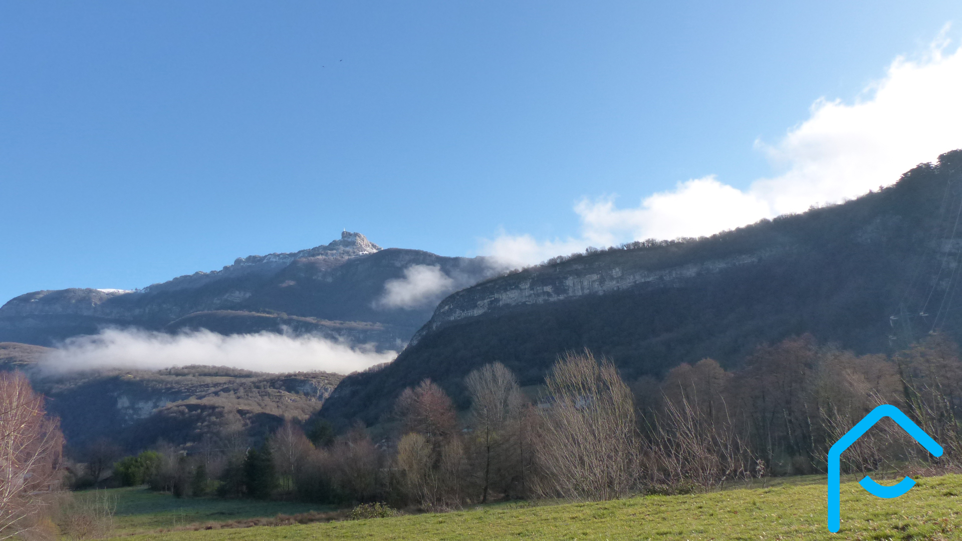A vendre T4 Chambéry Savoie vue montagne immeuble récent garage stationnement vue 5