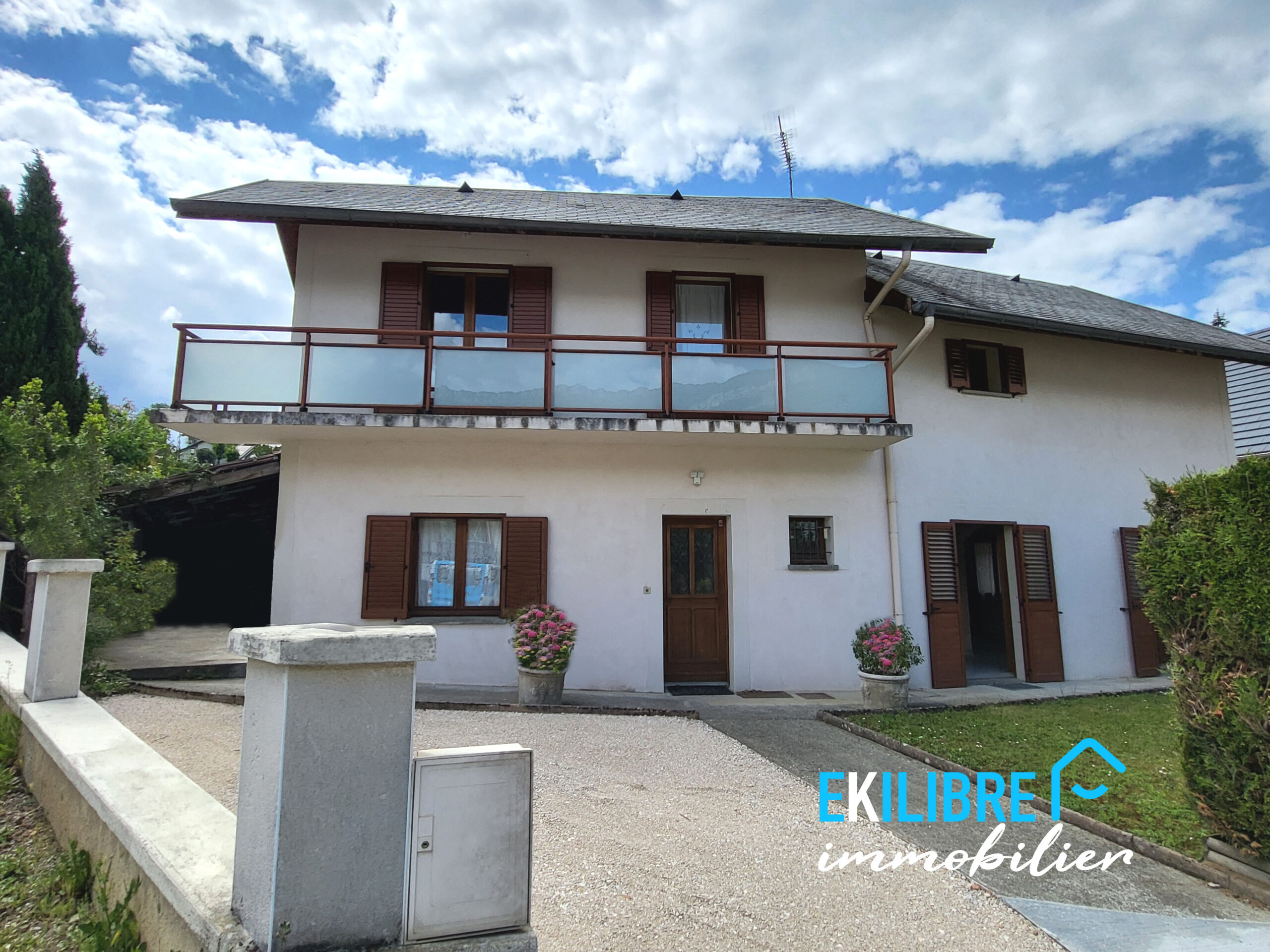 A-vendre-maison-Sonnaz-Savoie vue 2