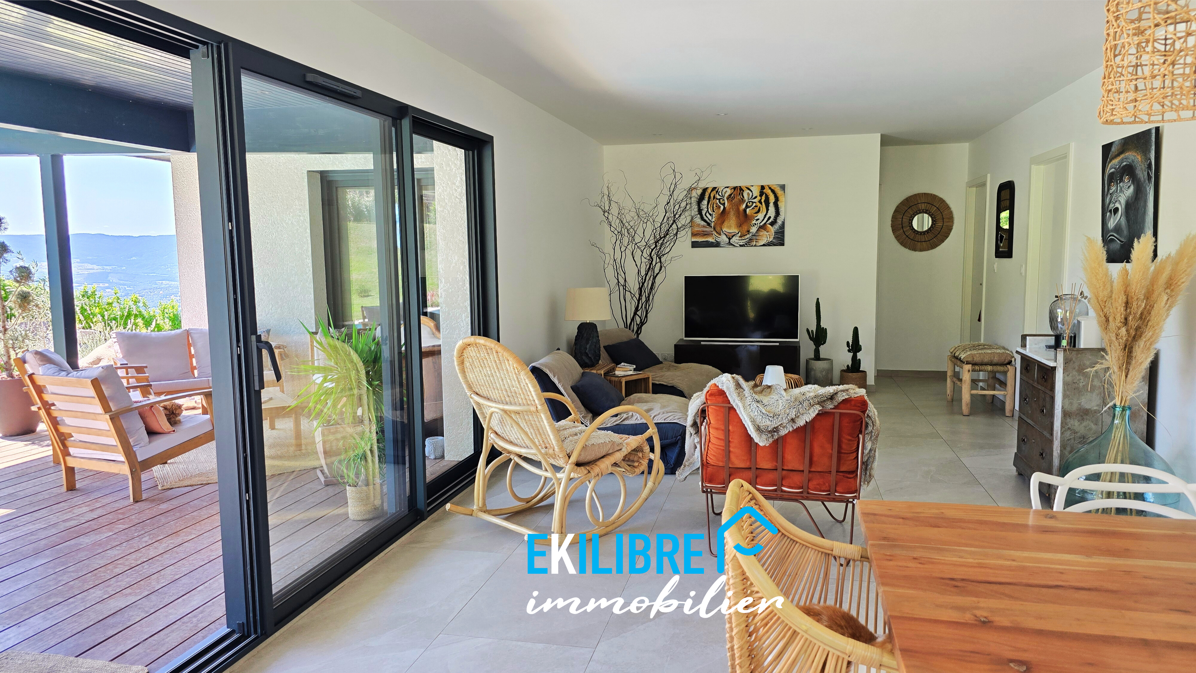 A vendre savoie maison neuve moderne vue montagnes piscine parc vue 8