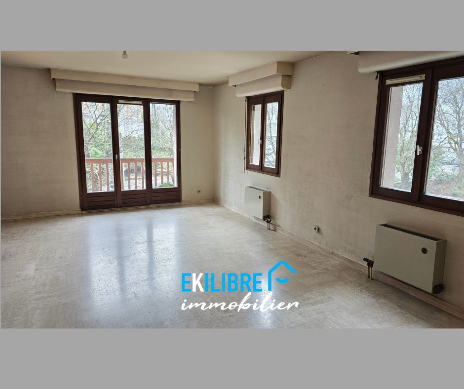 A vendre très grand appartement Chambéry Savoie centre-ville stationnement cave calme parc vue10