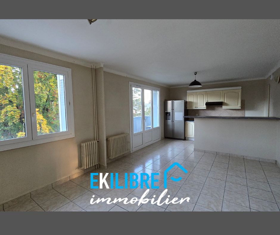 A vendre T3 investisseur à rénover, Annecy, balcon, cave, vue 5
