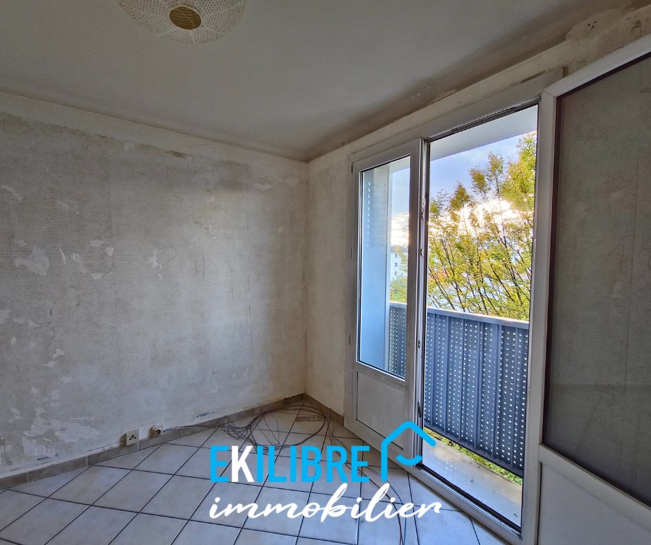 A vendre T3 investisseur à rénover, Annecy, balcon, cave, vue 7