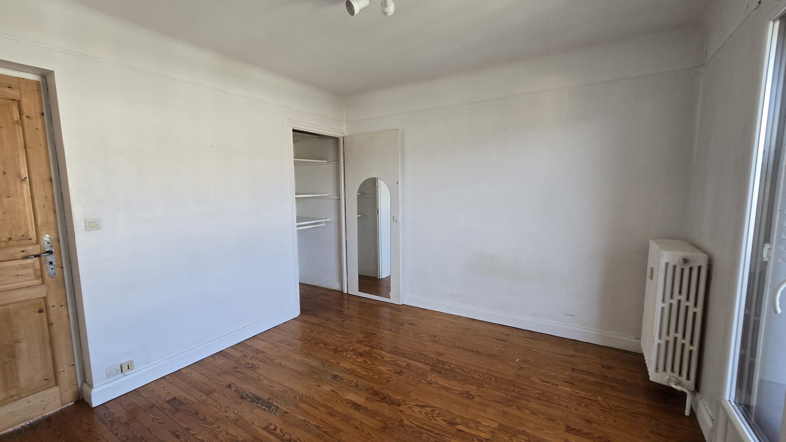 A vendre T4 chambéry cave vélos montagnes vue 6