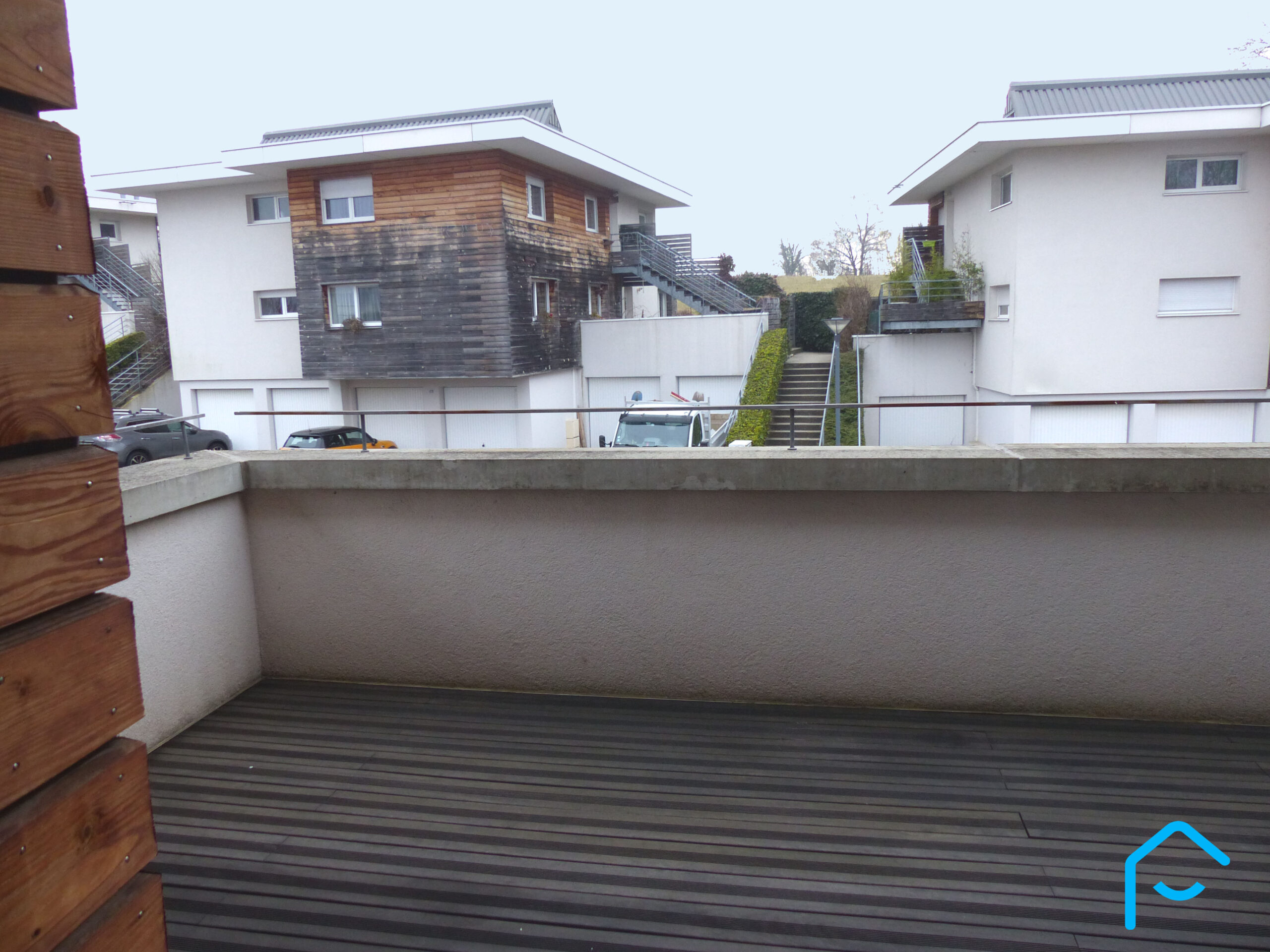 Appartement à vendrAppartement à vendre la Ravoire Chambéry T2 vue massifs garage piste cyclable autoroute vue 5