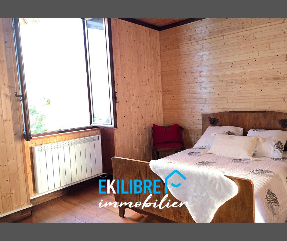 A vendre Savoie Les Deserts maison 5 chambres garage vue massifs vue 16