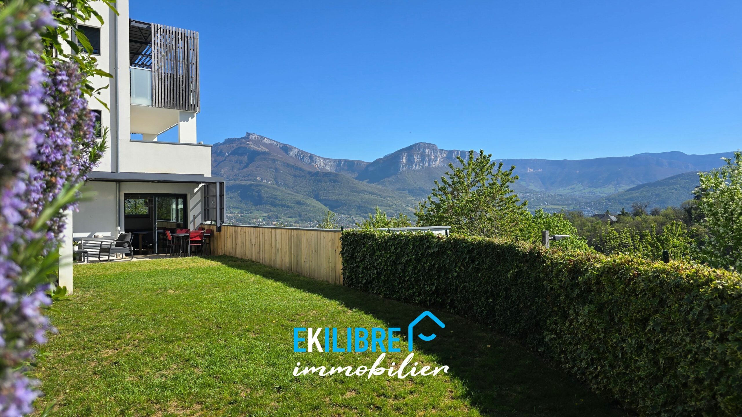 A vendre appartement T4 garage vue montagnes Jacob-Bellecombette vue 3