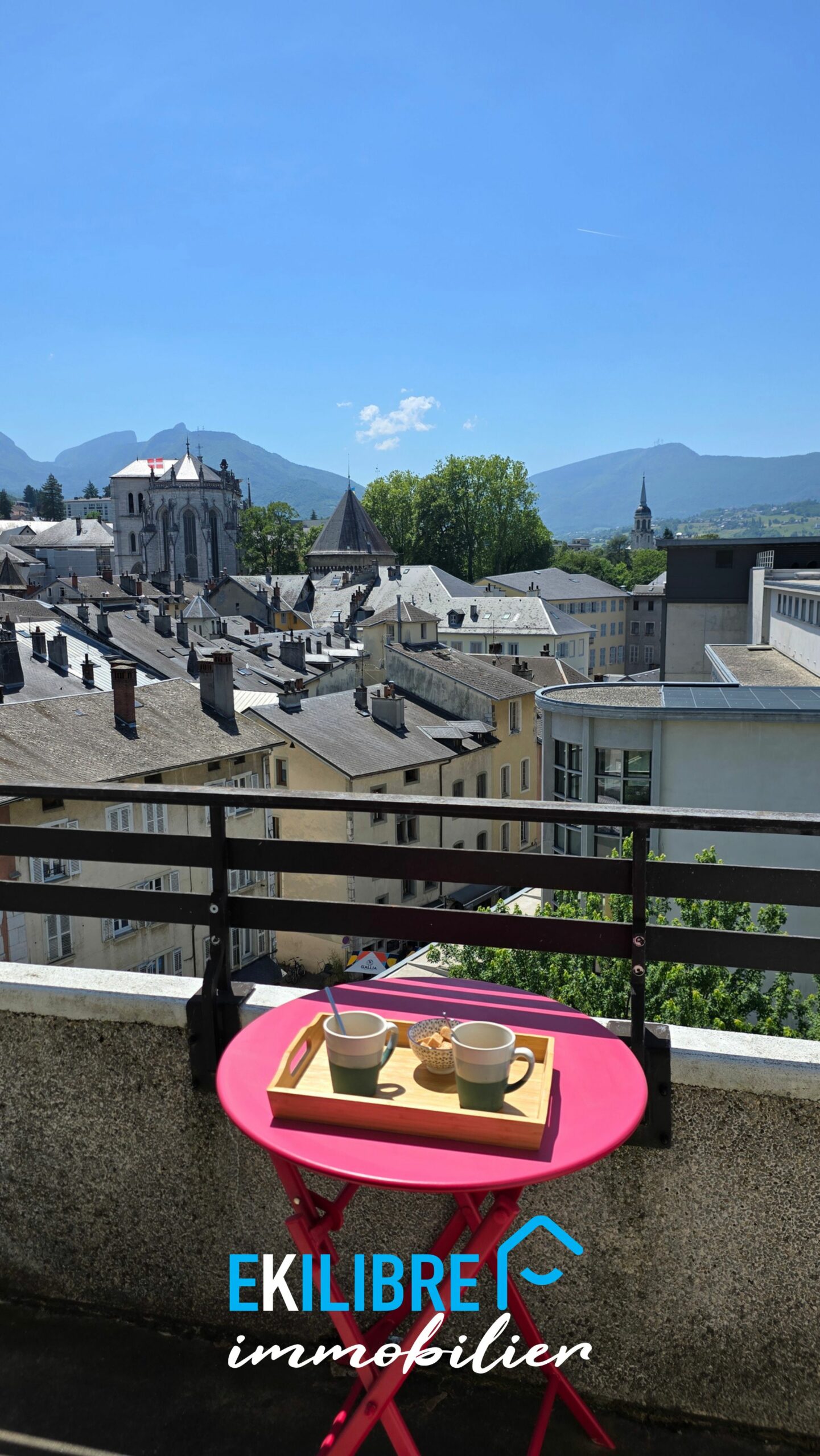 A vendre appartement T4 Chambéry centre ville vue chateau et massifs 12