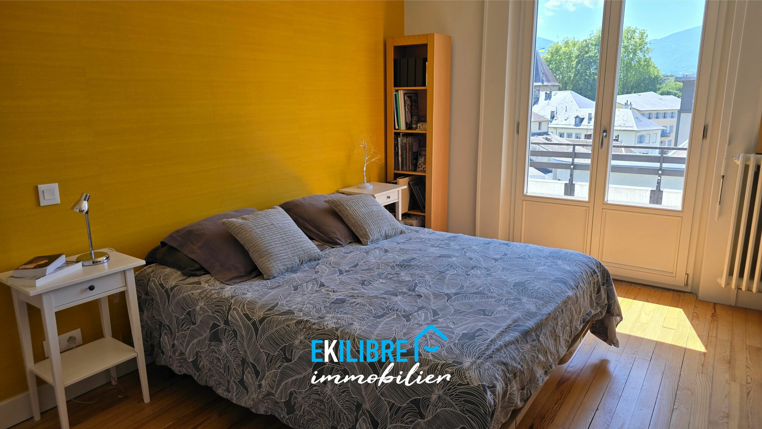 A vendre appartement T4 Chambéry centre ville vue chateau et massifs 16