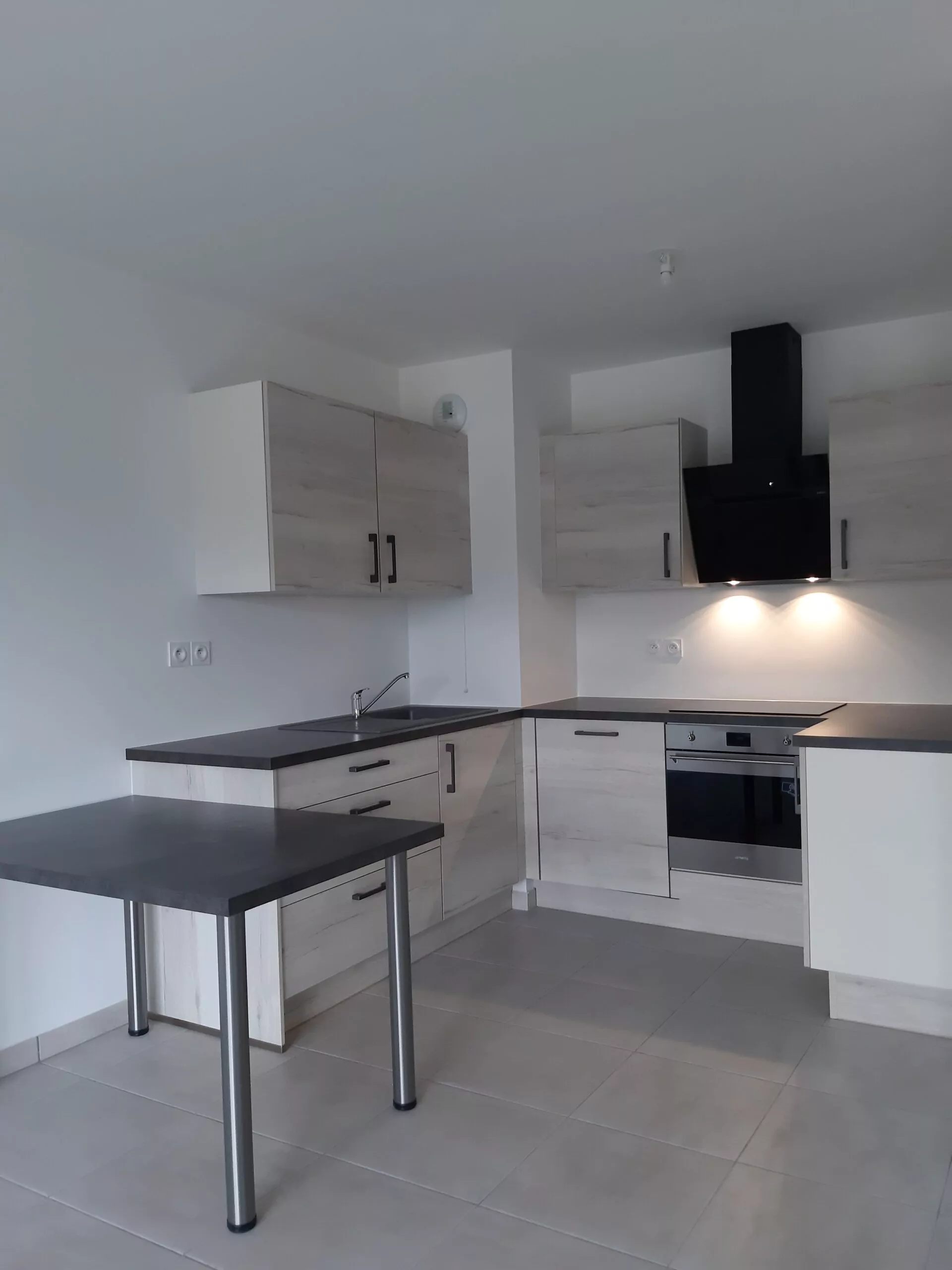 Jacob-Bellecombette appartement T2 terrasse parking vue7