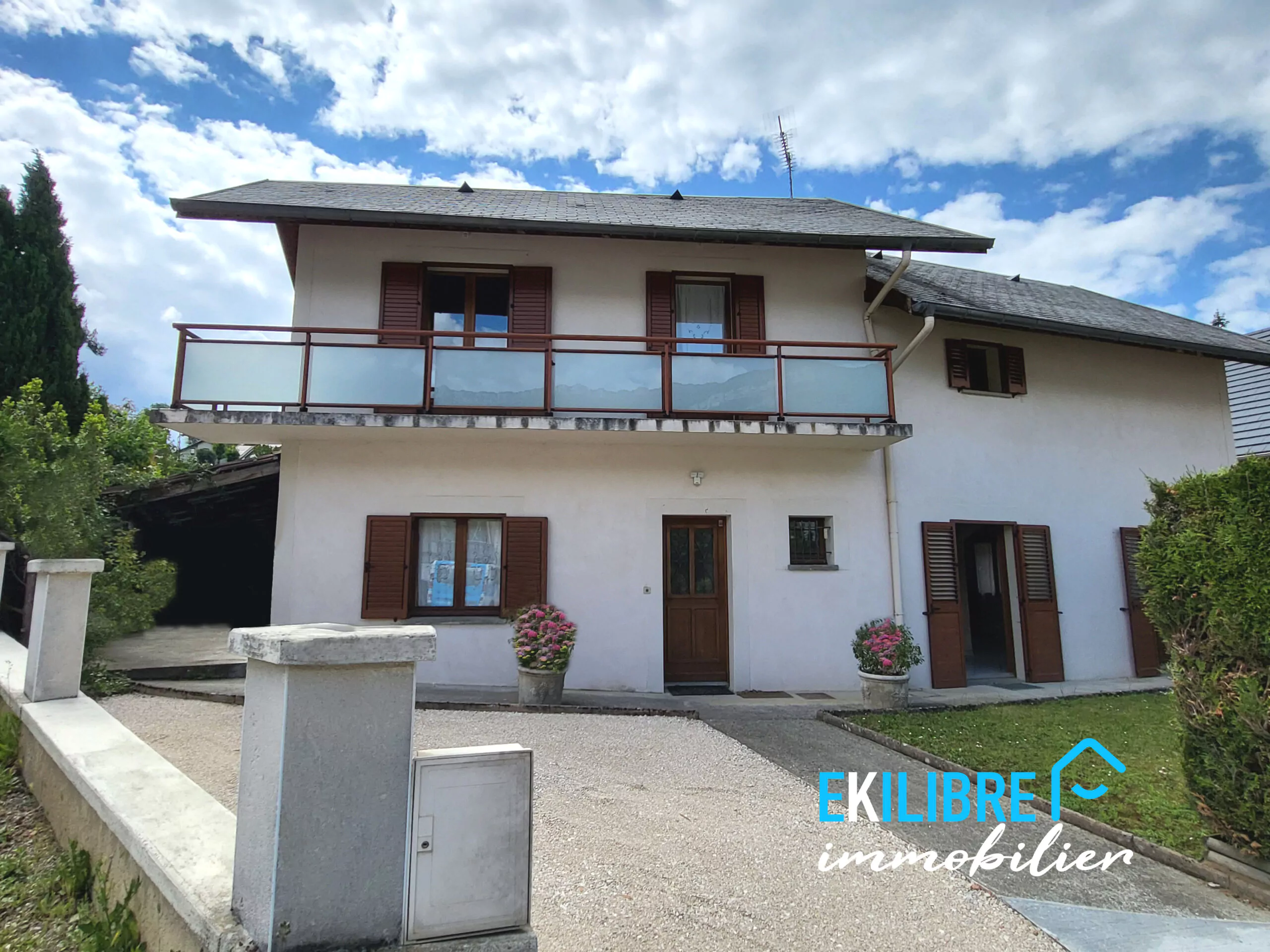 A-vendre-maison-Sonnaz-Savoie vue 2
