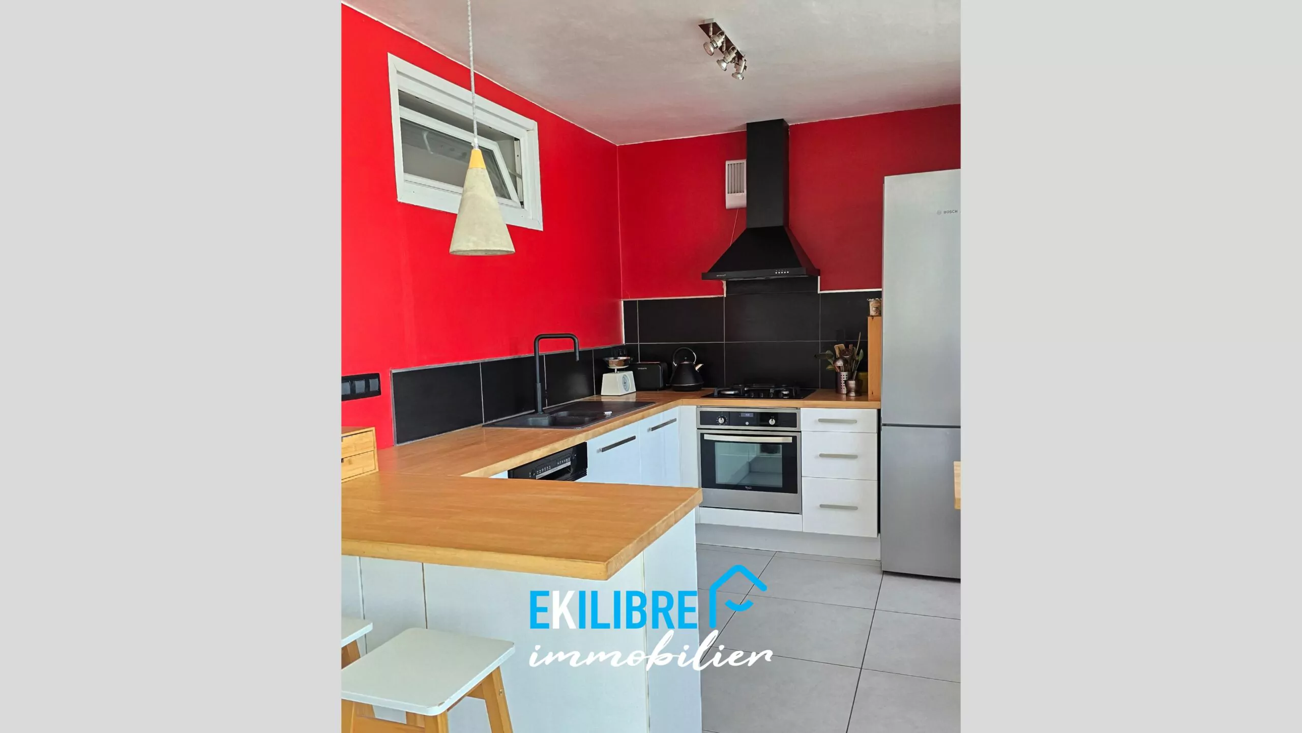 A vendre T3 Chambéry Savoie garage centre ville ascenseur vue 1